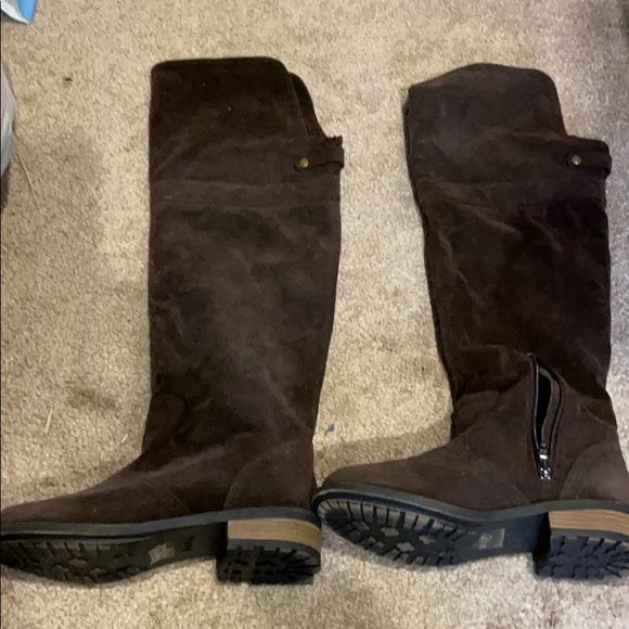 Brown boots - Picture 1 of 1